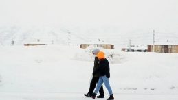 Sinop&rsquo;ta Okullar Tatil Mi? Valilik 12 Ocak Pazartesi i&ccedil;in Kar Tatili Kararını A&ccedil;ıkladı!