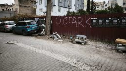 Sokakta Tartıştığı Kişi Tarafından Bı&ccedil;aklanarak &Ouml;ld&uuml;r&uuml;ld&uuml;