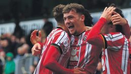 Sola İngiliz anahtarı