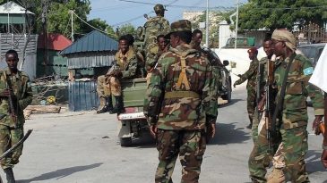 Somali&rsquo;de Eş-Şebab&rsquo;a b&uuml;y&uuml;k darbe: Ortak operasyonda 30&rsquo;un &uuml;zerinde ter&ouml;rist etkisiz hale getirildi