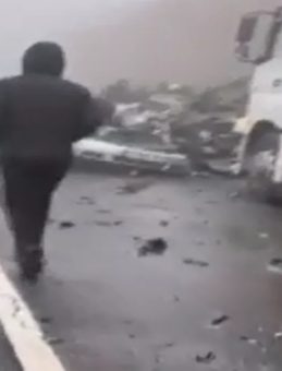 SON DAKİKA: Gaziantep- Şanlıurfa Otoyolunda Zincirleme Kaza! G&ouml;r&uuml;nt&uuml;ler Korkutucu! &Ouml;l&uuml; ve Yaralılar Var