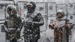 SON DAKİKA HAVA DURUMU UYARISI! Meteoroloji'den İstanbul Dahil 40 İle Kar Alarmı! O Tarihlerde Yer G&ouml;k Beyaza B&uuml;r&uuml;necek