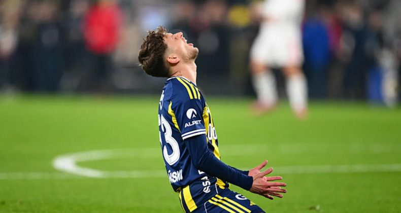 Son Dakika: Sebastian Szymanski Fenerbah&ccedil;e ile Yollarını Ayırdı!