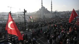 SON DAKİKA | T&uuml;rkiye Filistin i&ccedil;in ayakta! İstanbul'da b&uuml;y&uuml;k Gazze y&uuml;r&uuml;y&uuml;ş&uuml;