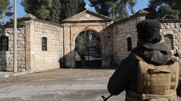 SON DAKİKA&hellip; Halep&rsquo;teki Şeyh Maksud Mahallesi YPG&rsquo;den temizlendi: Kilise mezarlığını bile karargah yapmışlar!