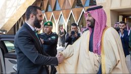 Suriye Cumhurbaşkanı Şara ile Suudi Arabistan Veliaht Prensi Bin Selman telefonda g&ouml;r&uuml;şt&uuml;