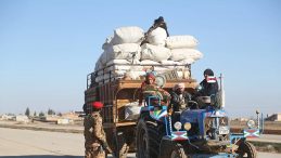 Suriye&rsquo;de YPG/SDG tarafından oluşturulan engeller nedeniyle Deyr Hafir&rsquo;den ka&ccedil;an sivillerin durumu devam ediyor!