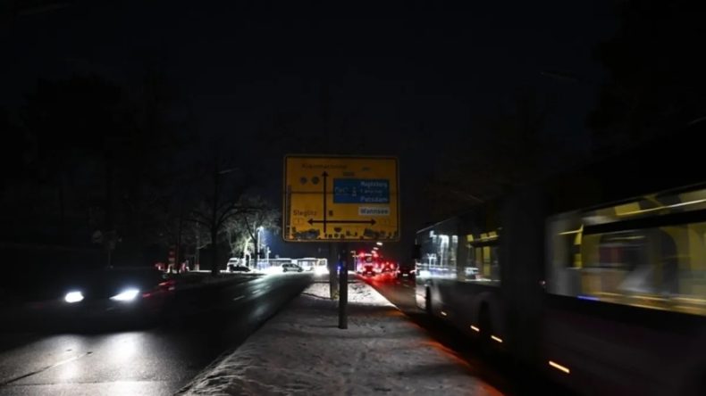 Tarihin En Uzun Elektrik Kesintisi: Berlin'de 100 Bin Kişi Etkilendi