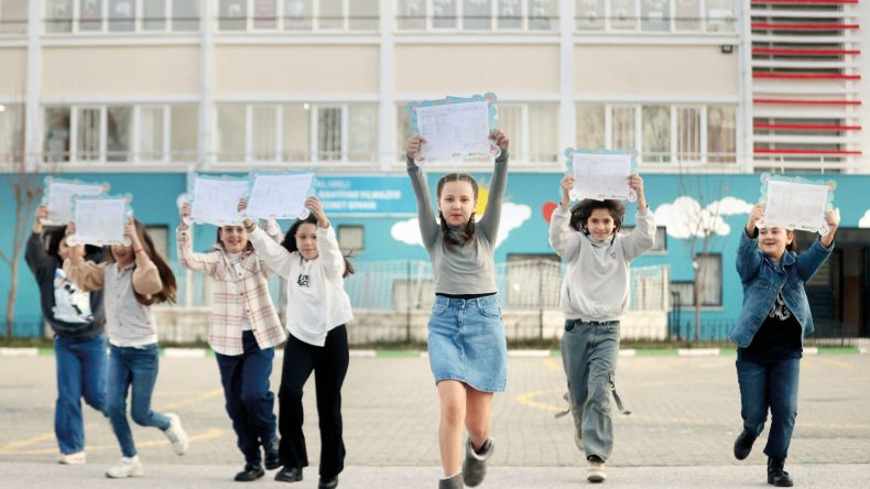 Tatilde Yapılacaklar… 19 Milyon &Ouml;ğrenci Karne Alıyor