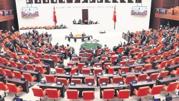 TBMM&rsquo;de G&uuml;ndem Yoğunluğu Devam Ediyor