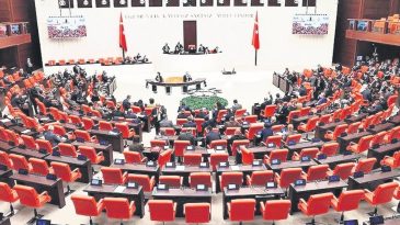 TBMM&rsquo;de G&uuml;ndem Yoğunluğu Devam Ediyor
