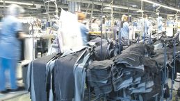 Tekstil Kralları Savunma Sekt&ouml;r&uuml;ne Ge&ccedil;ti!