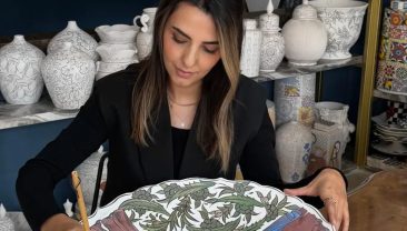 Toprağın Ateşle Buluştuğu Kadim Sanat: &Ccedil;ini, Yeni Yorumlarla Yaşatılıyor