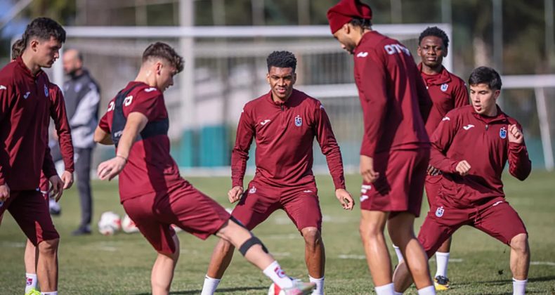 Trabzonspor Antalyaspor Ma&ccedil;ı İ&ccedil;in Hazırlıklarını S&uuml;rd&uuml;r&uuml;yor