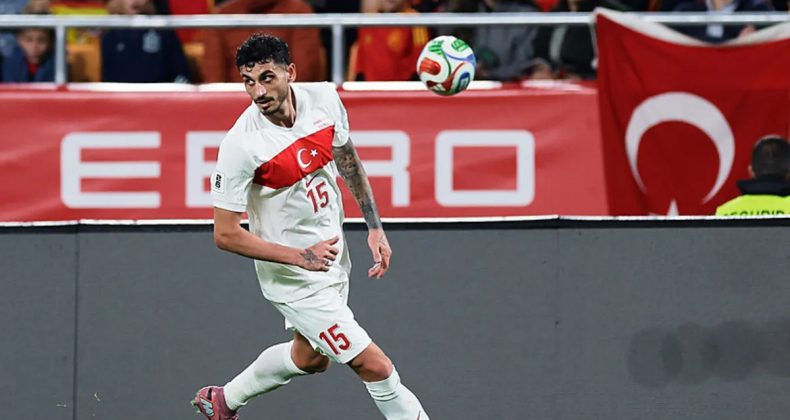 Trabzonspor ve Samsunspor, Samet Akaydin İ&ccedil;in Yarışta!