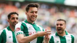 Trabzonspor'dan Transfer M&uuml;jdesi! Olaigbe ve Baniya Takımdan Ayrılıyor