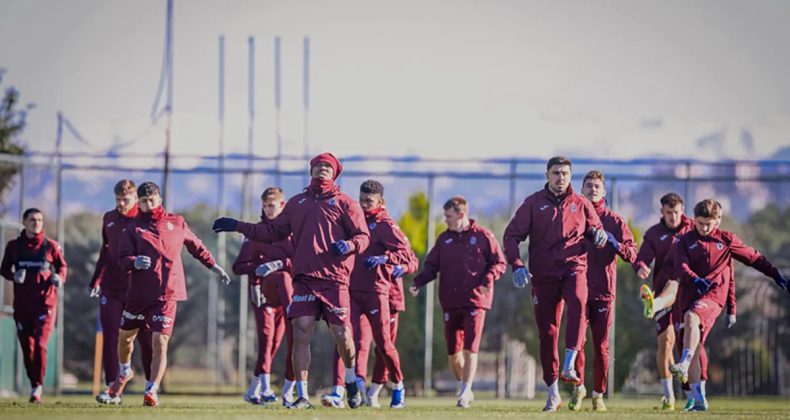 Trabzonspor'un Galatasaray Ma&ccedil;ı Kafilesi A&ccedil;ıklandı!