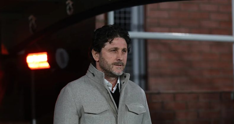 Trabzonspor&rsquo;da Fatih Tekke&rsquo;den transfer ve ayrılık cevabı!