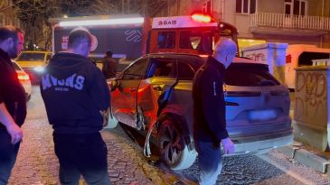 Trafik Kazası Sonrası Eşimle Kavga Ettim Diyerek Aracını Bırakıp Ka&ccedil;tı
