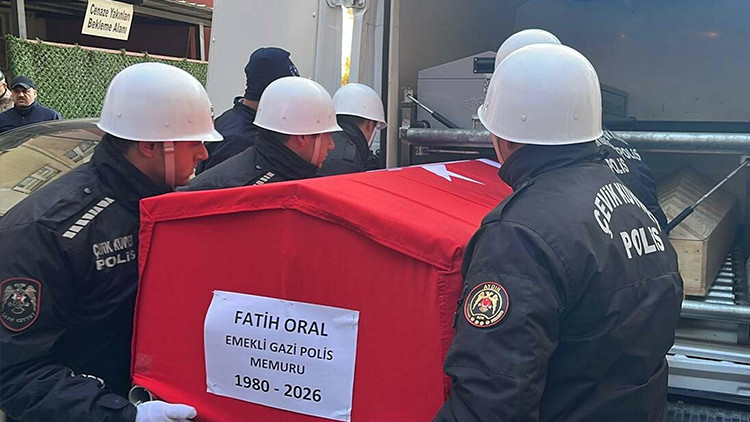 Trafik Magandasının &Ccedil;arptığı Polis Memuru 1 Yıl 7 Ay Sonra Şehit Oldu