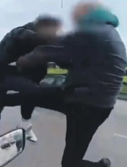 Trafikte Kavga: G&ouml;zaltına Alınma