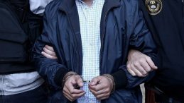 T&uuml;rk Bayrağına Saygısızlık Nedeniyle Tutuklama