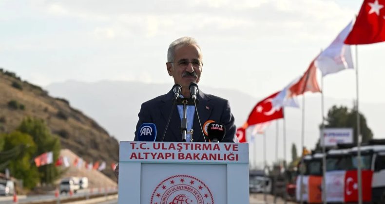 T&uuml;rkiye'nin B&ouml;l&uuml;nm&uuml;ş Yol Uzunluğu 30 Bin Km'yi Aştı! Başkan Erdoğan T&ouml;rene Katılacak