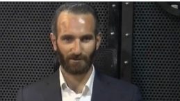 &Uuml;f&uuml;r&uuml;k&ccedil;&uuml;yd&uuml; Soyguncu Oldu!