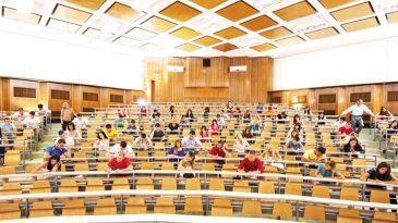 &Uuml;niversitelerde &Ouml;ğrenci Sayısı Azalıyor: 336 Bin Aday Kayıt Yaptırmadı