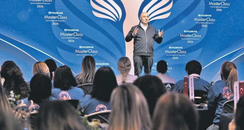 &Uuml;reten kadınlara Halkbank&rsquo;tan b&uuml;y&uuml;k destek