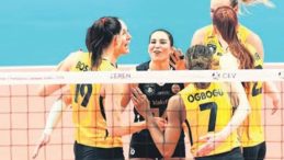 Vakıfbank Rekor Kırıyor!