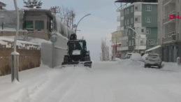 Van'da Karla M&uuml;cadele: 405 Yerleşim Yeri Ulaşıma Kapandı!