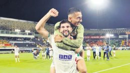 Vazge&ccedil;mem Senden!