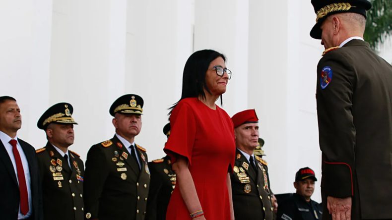 Venezuela Ge&ccedil;ici Devlet Başkanı Rodriguez, 'Başkomutan' Olarak Tayin Edildi