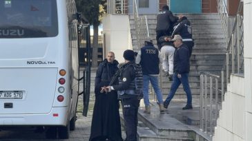 Yalova'da 3 Polis Şehit Olmuştu! DEAŞ Operasyonunda Yakalanan 25 Ş&uuml;pheli Adliyeye Sevk Edildi