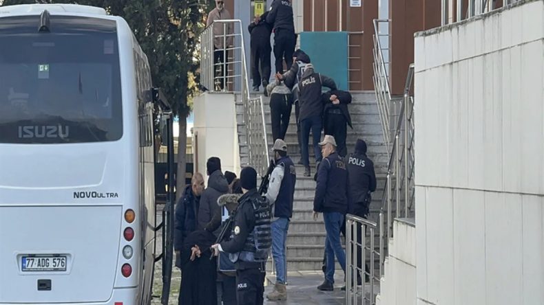 Yalova'da DEAŞ Operasyonunda 3 Polis Şehit Oldu, 26 Kişi Tutuklandı