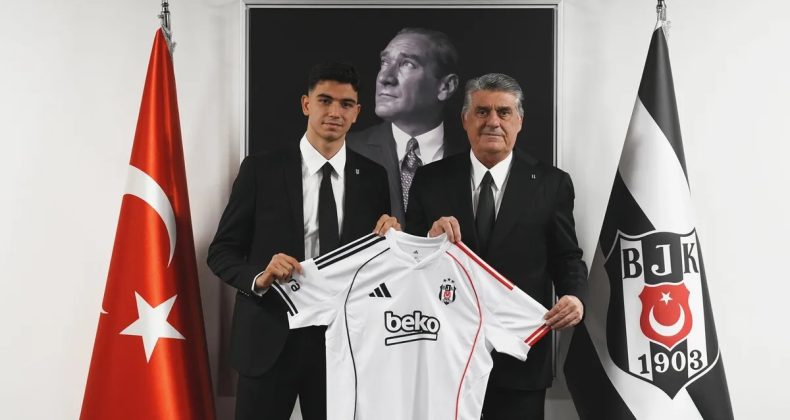 Yasin'den 1+4 Yıllık İmza