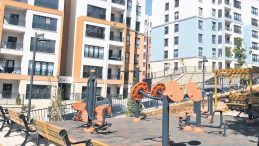 Yıkıldığımız Yerde Ayağa Kalktık