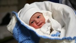 Yılın İlk Bebekleri D&uuml;nyaya 'Merhaba' Dedi