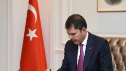 Y&uuml;zyılın Konut Projesi'ne ka&ccedil; kişi başvurdu? Bakan Kurum rakamlarla a&ccedil;ıkladı