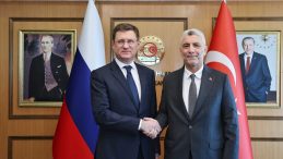 100 Milyar Dolarlık Hedef Yolda! Bakan Bolat, Rusya Başbakan Yardımcısı Novak ile &Ouml;nemli G&ouml;r&uuml;şme