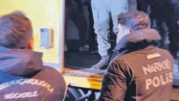 12 D&uuml;zensiz G&ouml;&ccedil;men Yakalandı