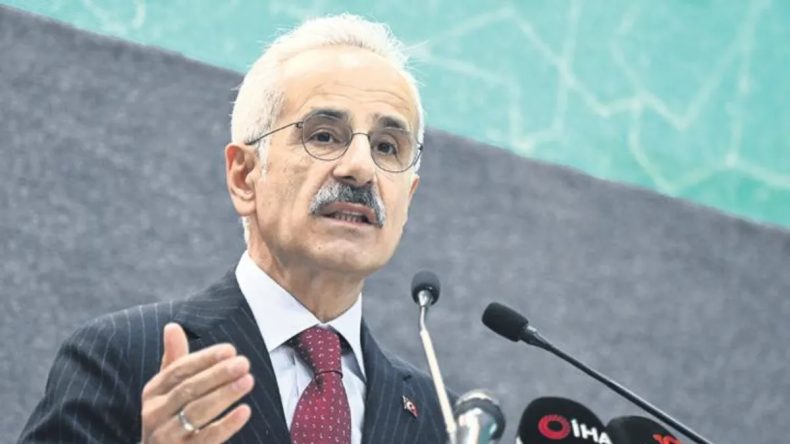 15 Yaş Altı için Sosyal Medya Kısıtlaması Geliyor