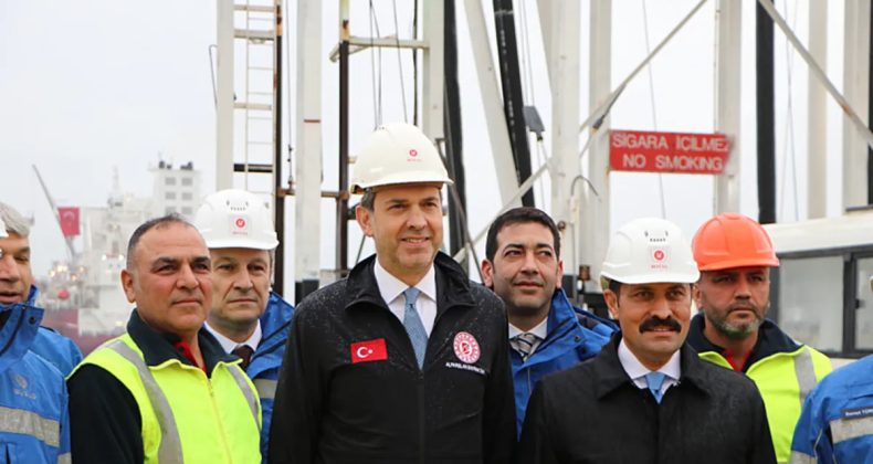 200 Milyon Metrek&uuml;pl&uuml;k Gaz Gemilerle Alınacak