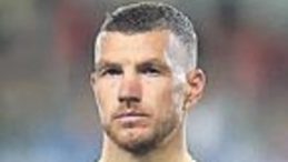 39'luk Dzeko, Formunu Koruyor
