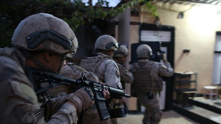 5 İlde Uyuşturucu Tacirlerine Şok Baskın! 346 G&ouml;zaltı