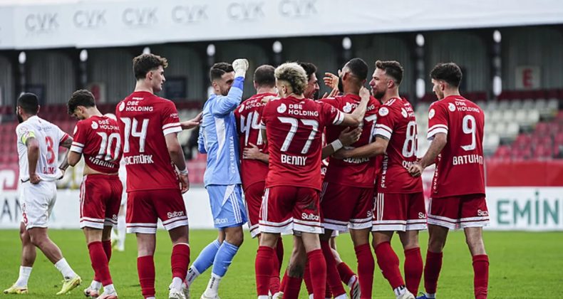 6 Gollü Zafer: Ümraniyespor!