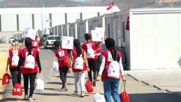 6 Şubat Depremlerinin &Uuml;&ccedil;&uuml;nc&uuml; Yıld&ouml;n&uuml;m&uuml;: Kızılay, Deprem B&ouml;lgesindeki Desteklerini S&uuml;rd&uuml;recek
