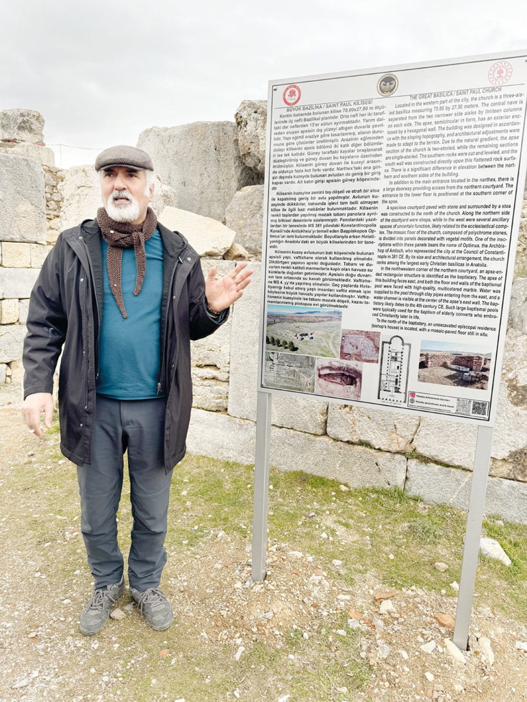 Kazı Başkanı Prof. Dr. Özhanlı