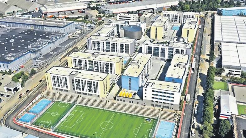 9 Bin &Ouml;ğrencinin Yaşam Alanı